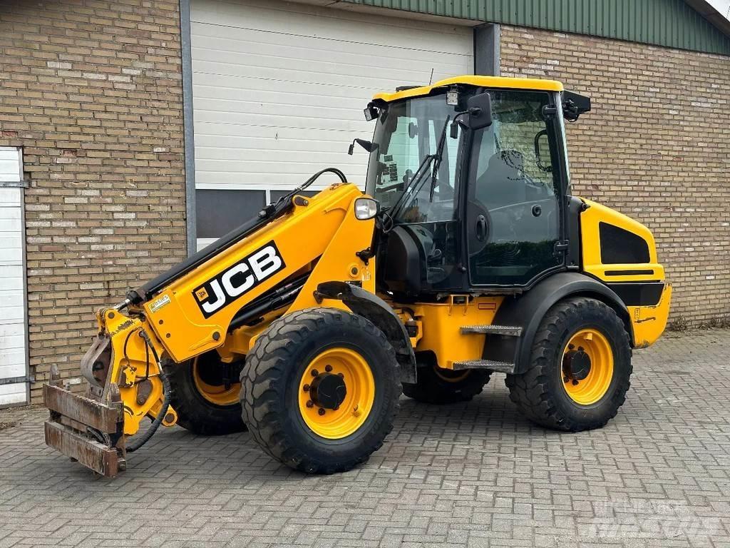 JCB TM220 SV A Teleskooppikuormaajat