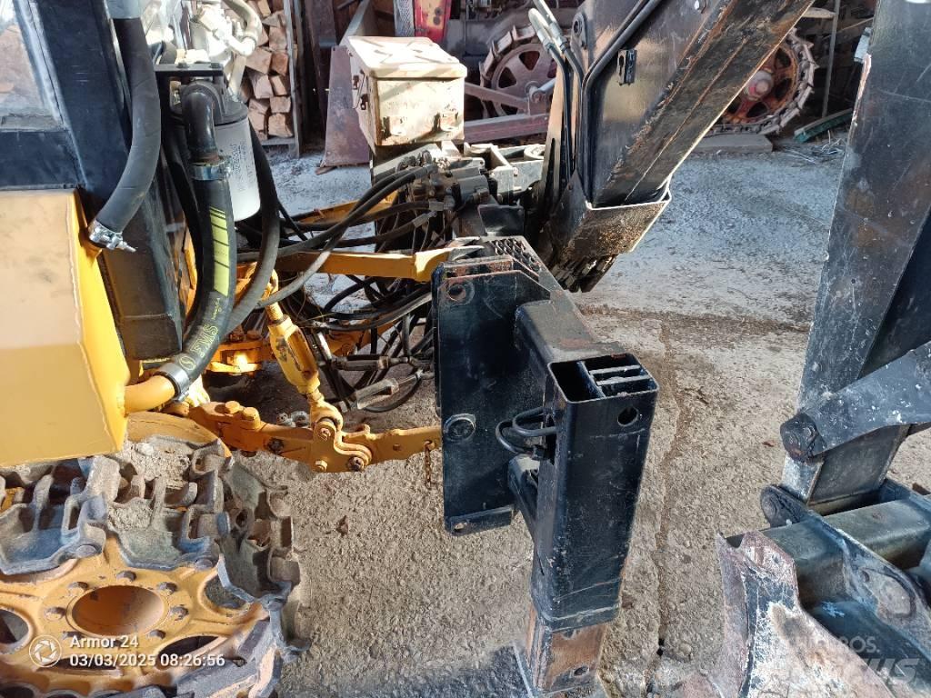  Bulgar T54 Pyöräpuskutraktori