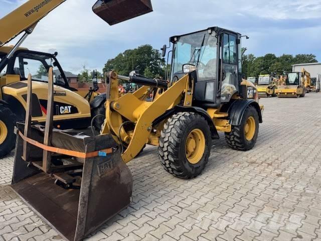 CAT 908 H Pyöräkuormaajat