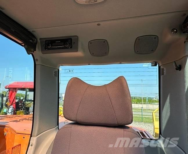 Doosan DX 235 LCR Telakaivukoneet