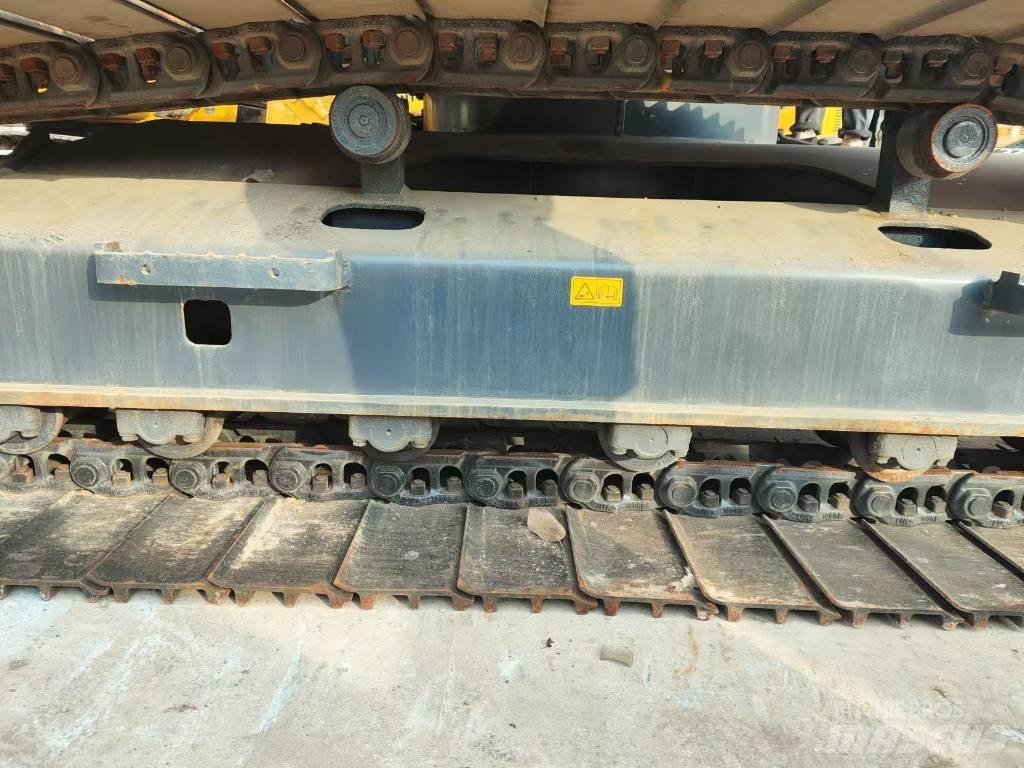 Kobelco SK200D Telakaivukoneet