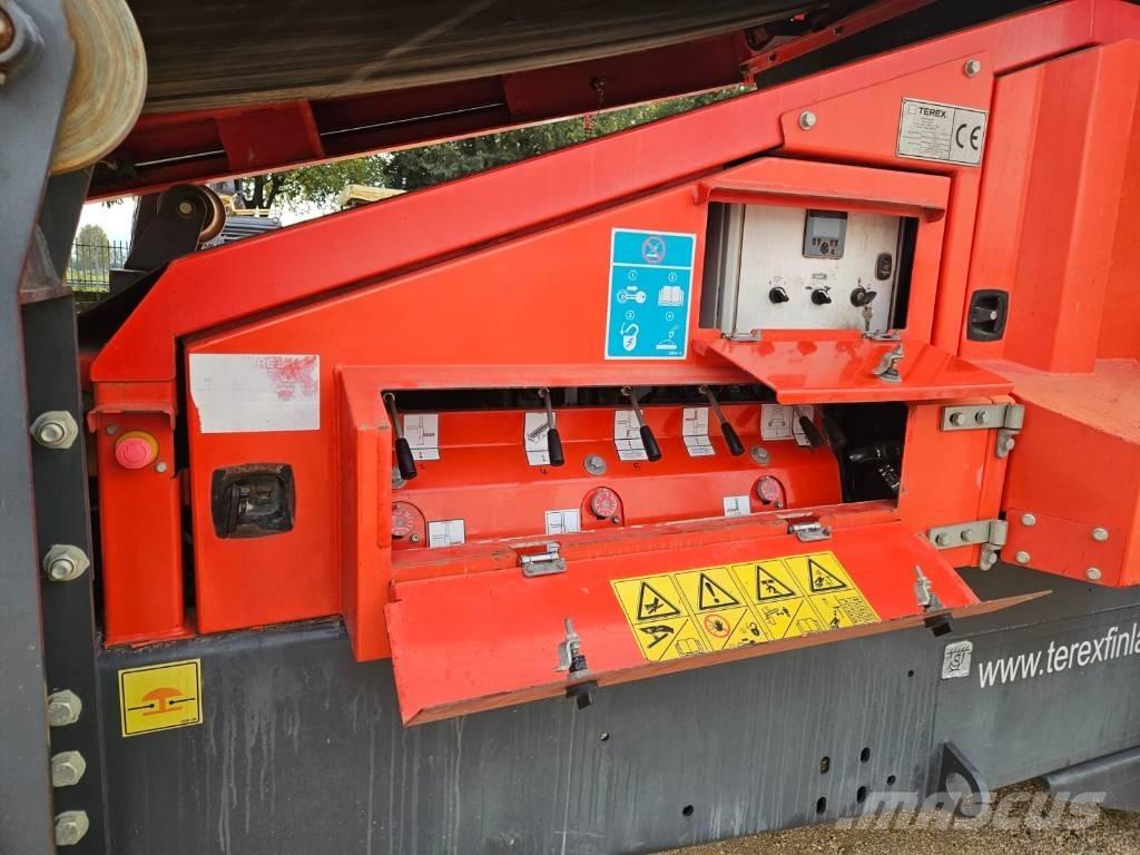 Finlay 873 Mobiiliseulat