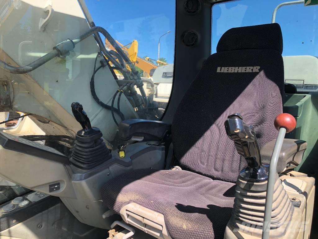 Liebherr R936 NLC Telakaivukoneet