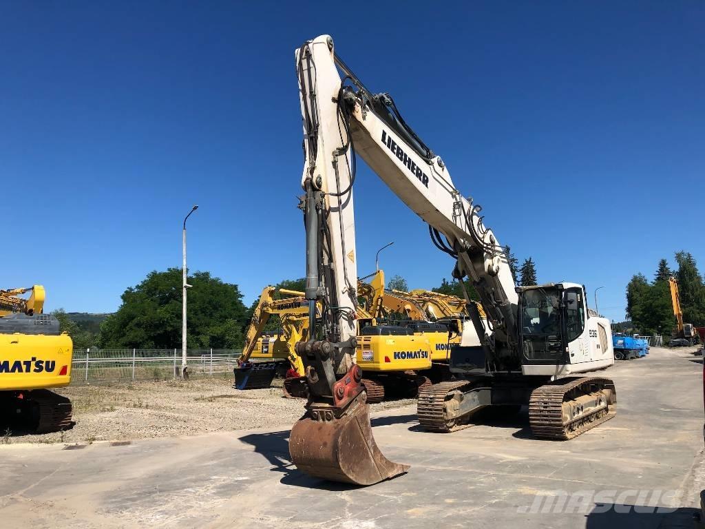Liebherr R936 NLC Telakaivukoneet