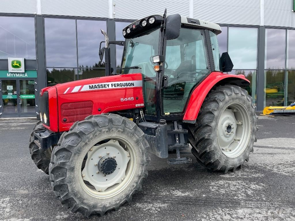 Massey Ferguson 5445 Traktorit