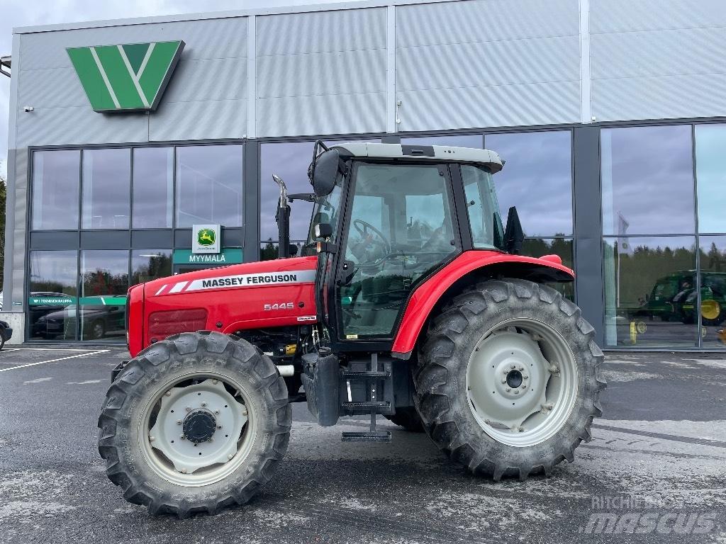 Massey Ferguson 5445 Traktorit