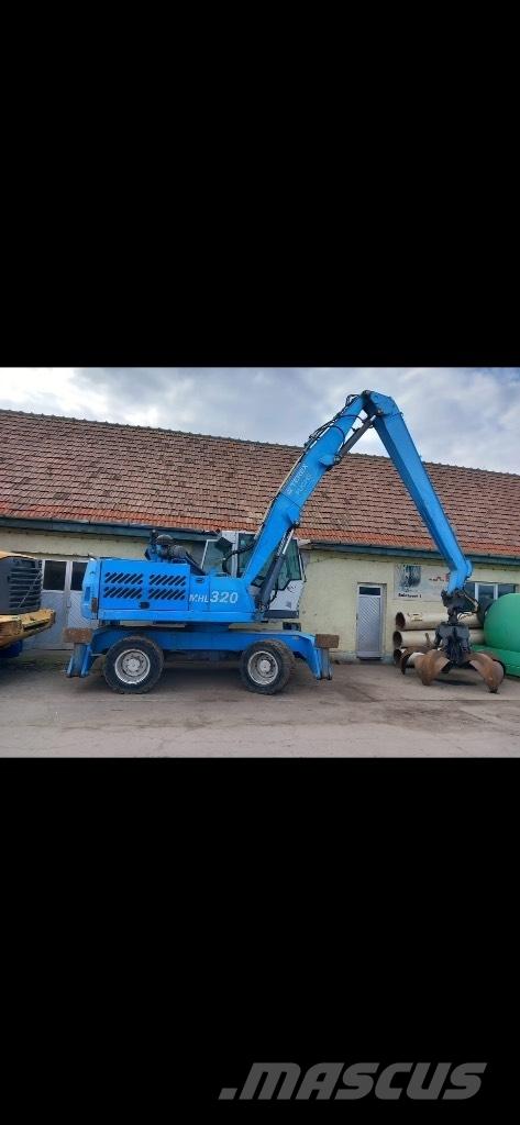 Fuchs MHL 320 Pyöräkaivukoneet