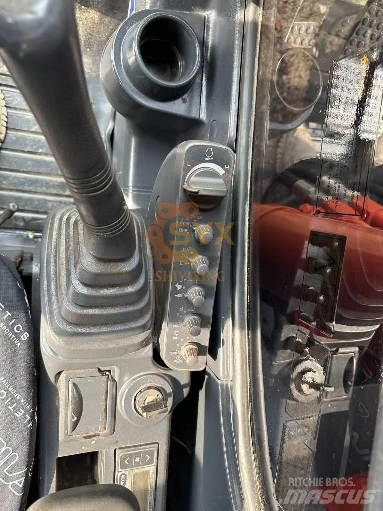 Hitachi EX 200 Telakaivukoneet