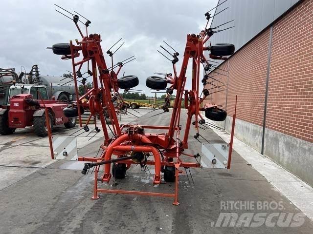 Kuhn GF8501 Pöyhimet ja haravat