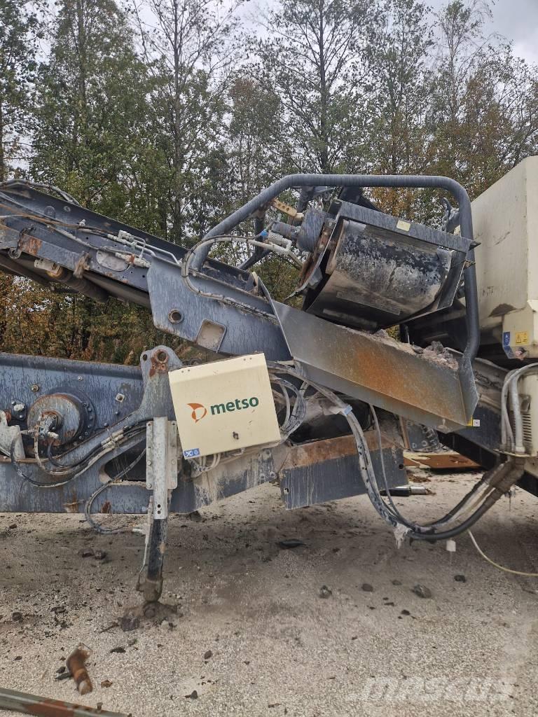 Metso 116S Mobiilimurskaimet