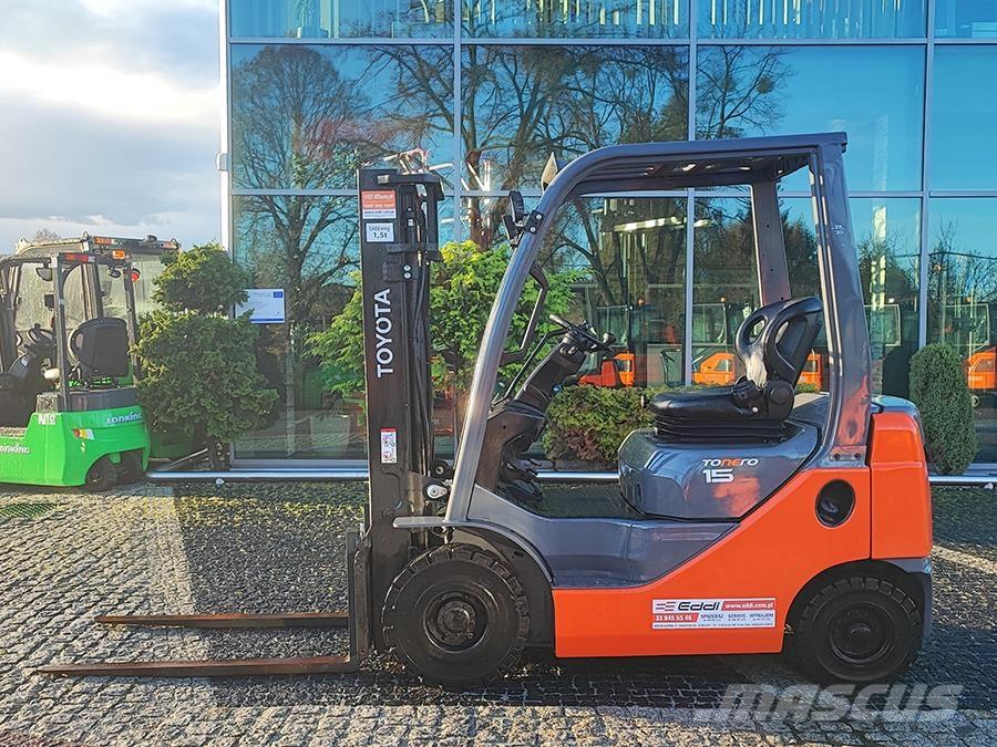 Toyota 02-8FDF15 Dieseltrukit