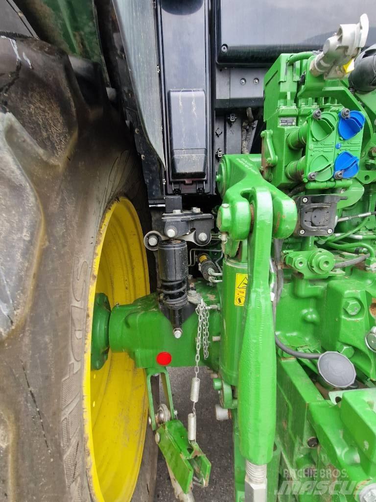John Deere 6195 M Traktorit