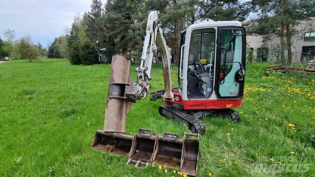 Takeuchi TB216 V4 Minikaivukoneet < 7t