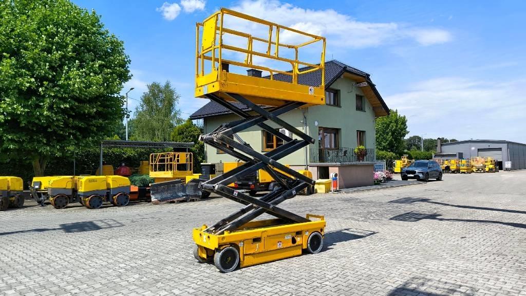 Haulotte Compact 8 Saksilavat