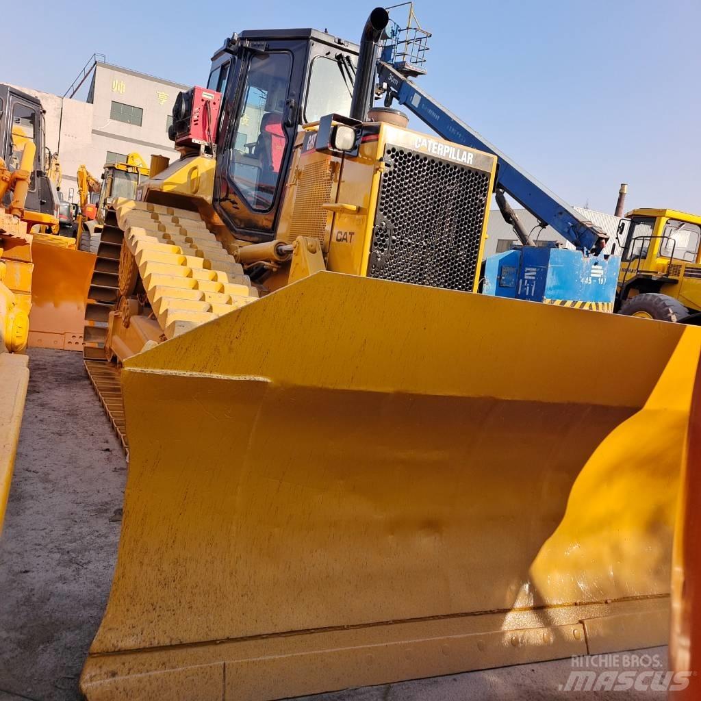 CAT D 6 R Telaketjupuskutraktorit