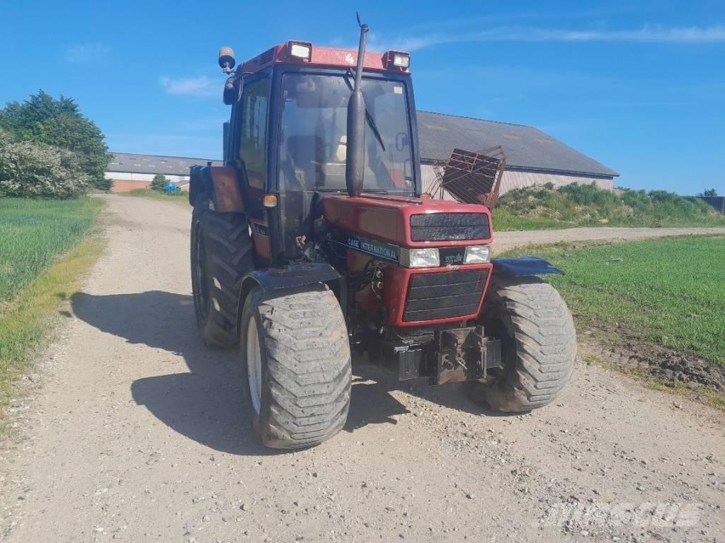 Case IH 845 XLA Plus Traktorit