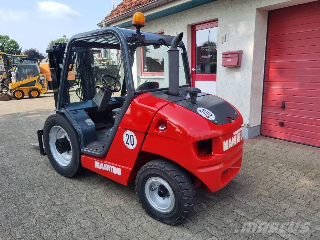 Manitou MSI 25 T Maastotrukit