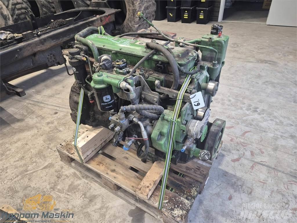 John Deere 1510e Moottorit
