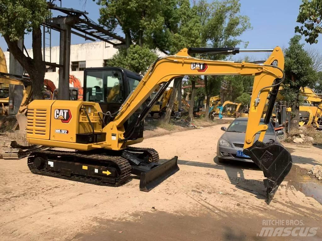 CAT 305.5 E2 Minikaivukoneet < 7t
