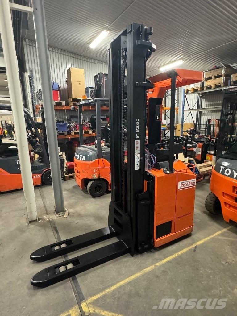 Toyota SSE160 Ajettavat pinoamisvaunut