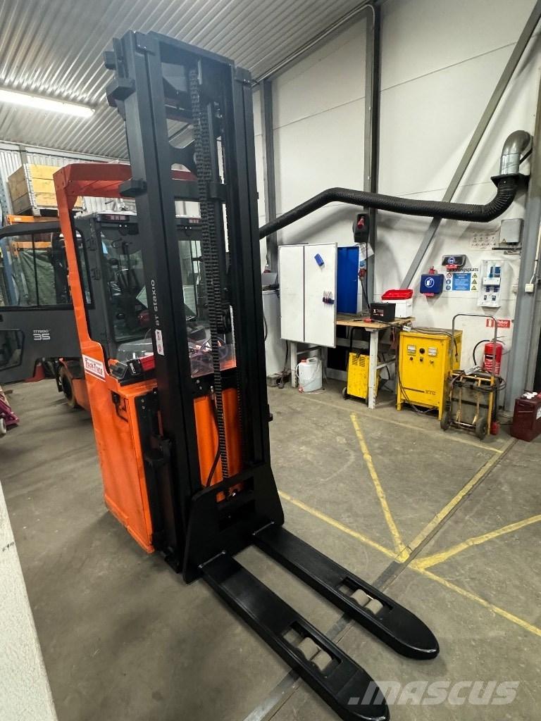 Toyota SSE160 Ajettavat pinoamisvaunut