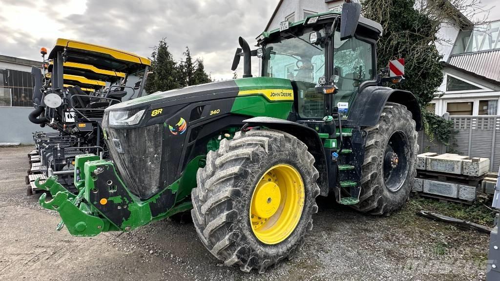 John Deere 8R 340 Traktorit