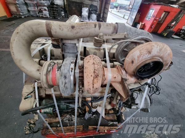 Cummins KTTA19-C Moottorit