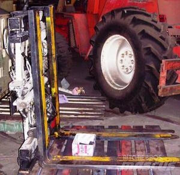  Twin pallet handler Pumppukärryt