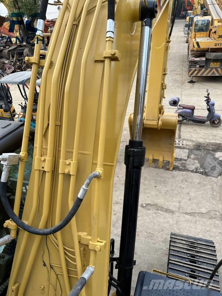 CAT 320 D Telakaivukoneet