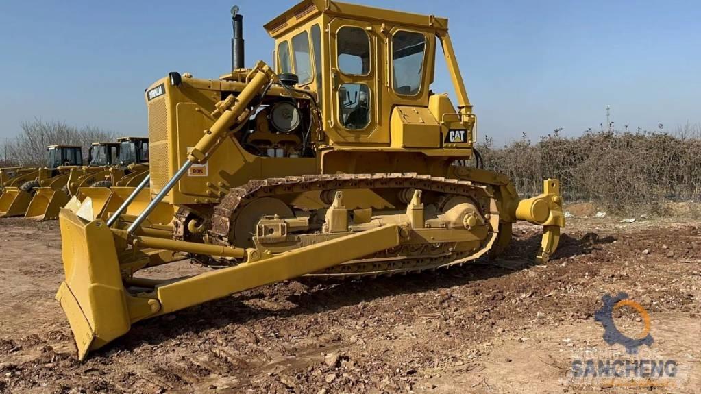 CAT D 8 K Telaketjupuskutraktorit