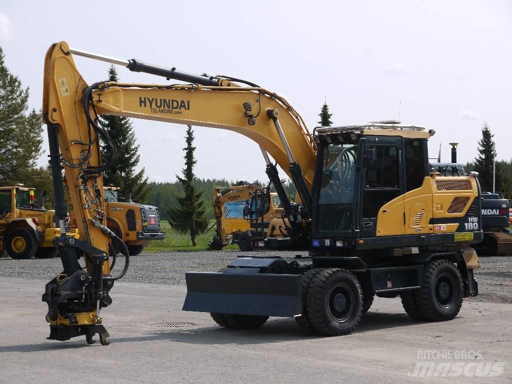 Hyundai HW 180 Pyöräkaivukoneet