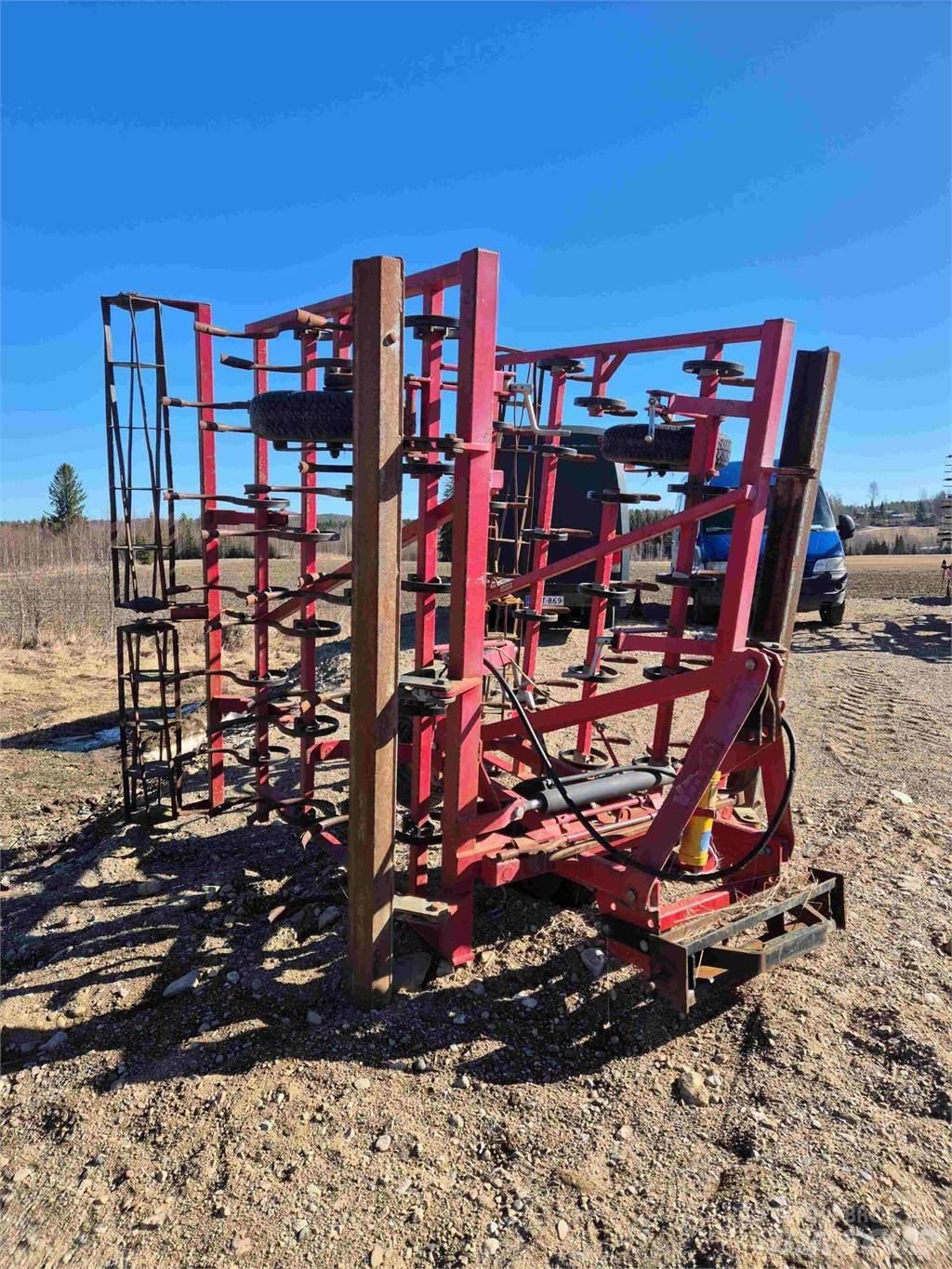 VM 450 S-piikkiäes Äkeet