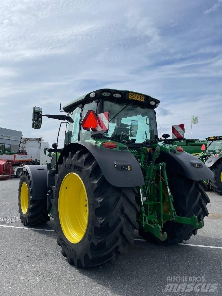 John Deere 6155R Traktorit