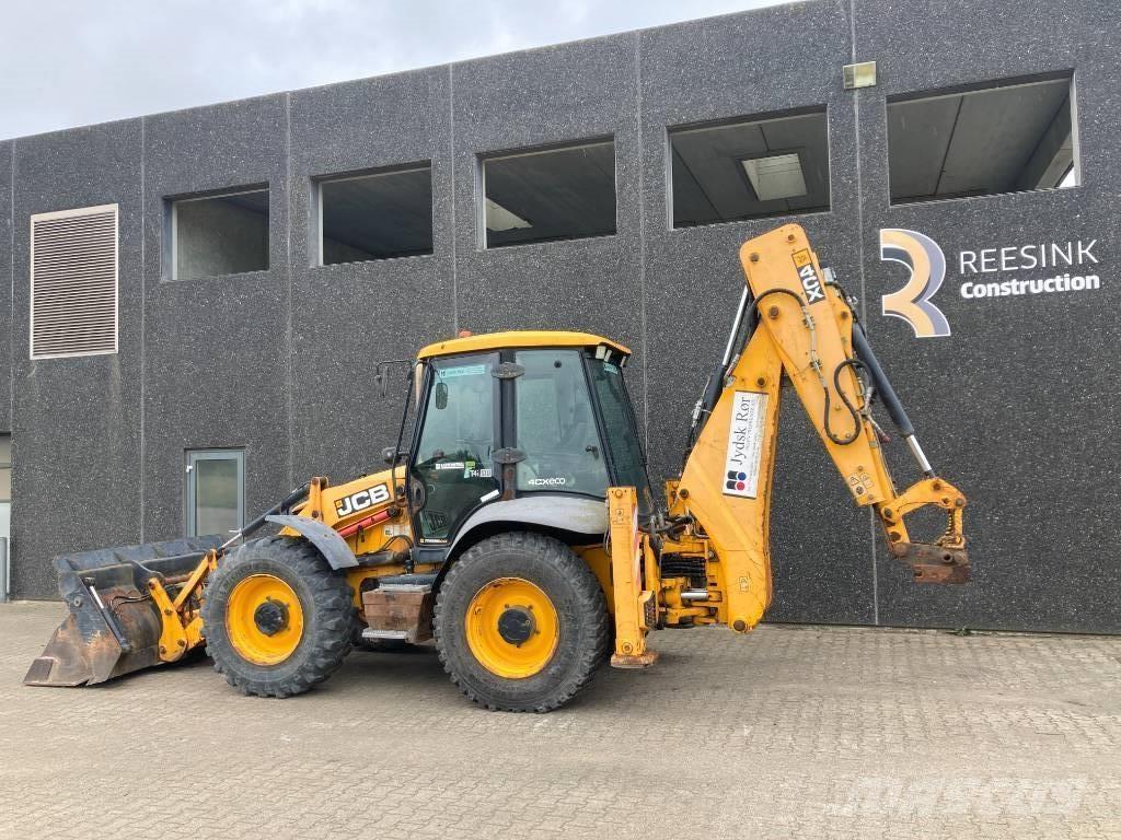 JCB 4 CX Kaivurikuormaajat