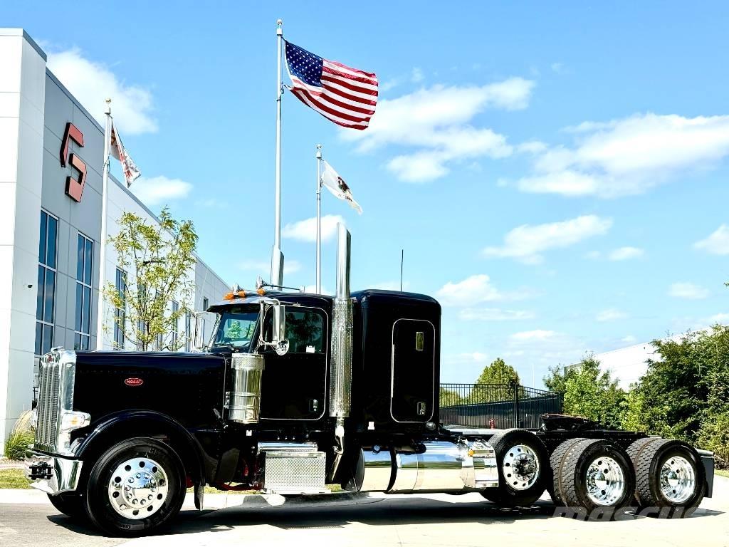 Peterbilt 389 Vetopöytäautot