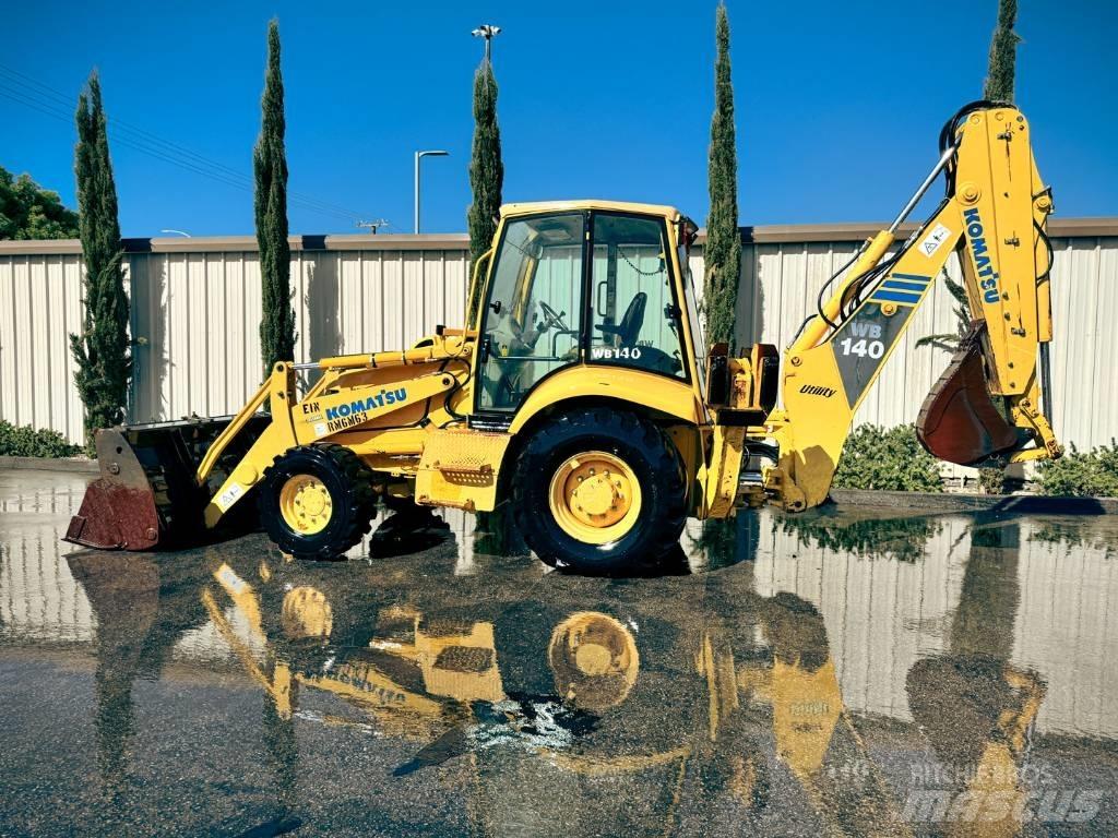 Komatsu WB 140-2N Kaivurikuormaajat