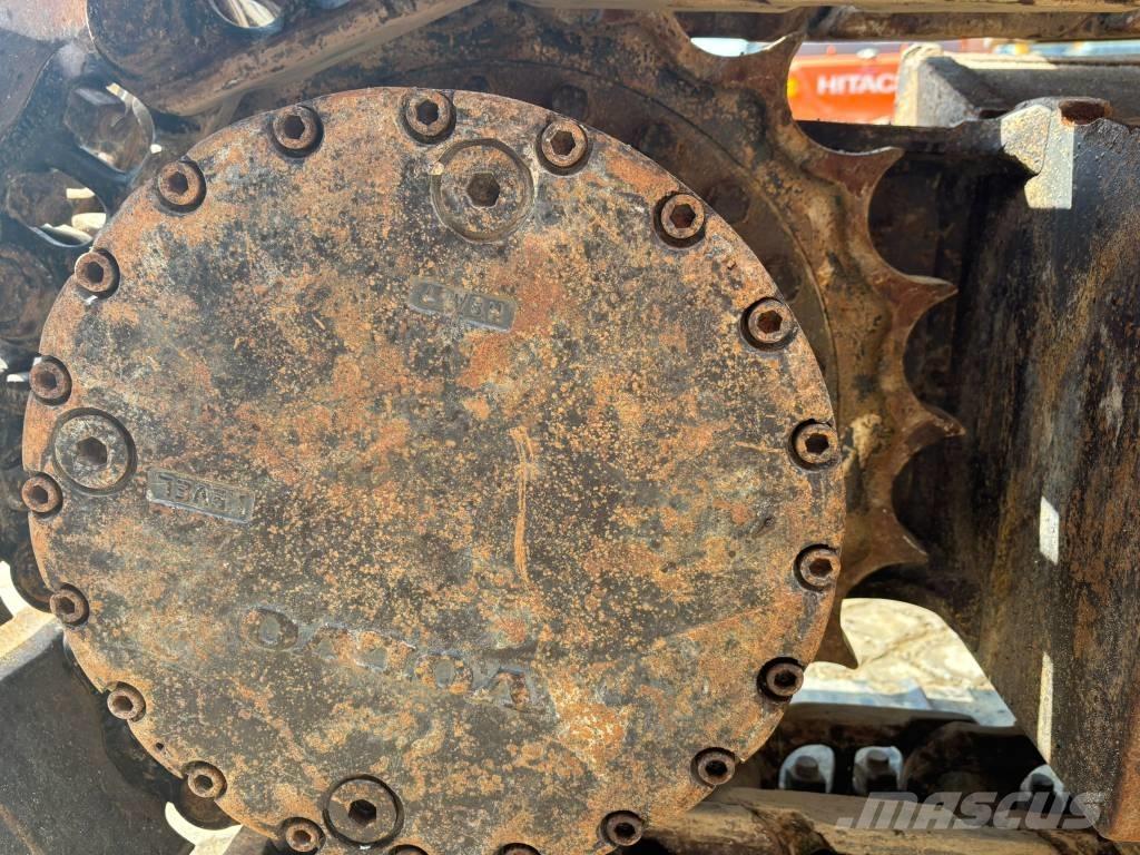 Volvo EC 210 C L Telakaivukoneet