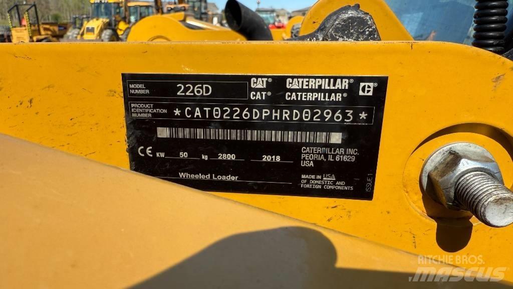 CAT 226 D Liukuohjatut kuormaajat