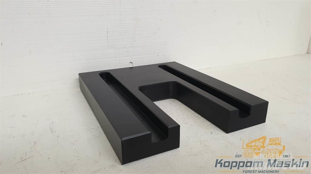 Ponsse P58879 Kuormatraktorinosturit