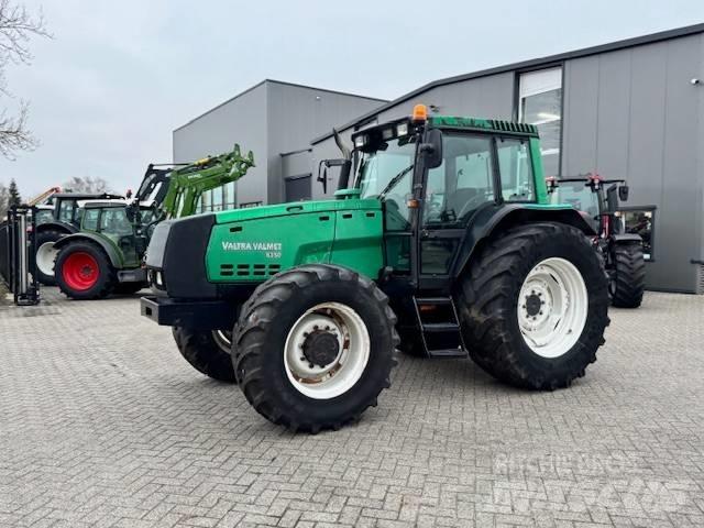 Valtra 8350 Hitech Traktorit