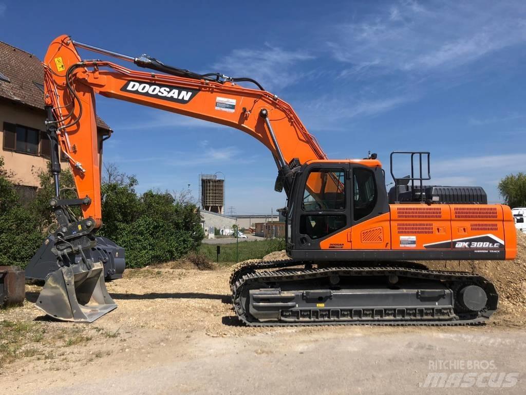 Doosan DX 300 LC-7 Telakaivukoneet