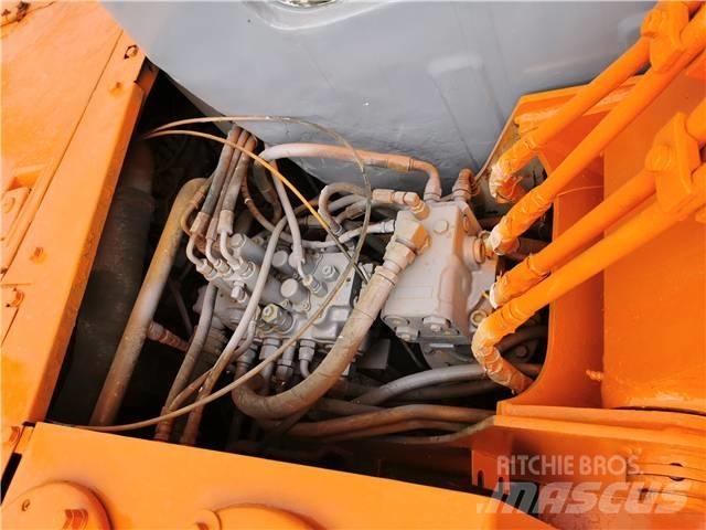 Hitachi EX60 Telakaivukoneet