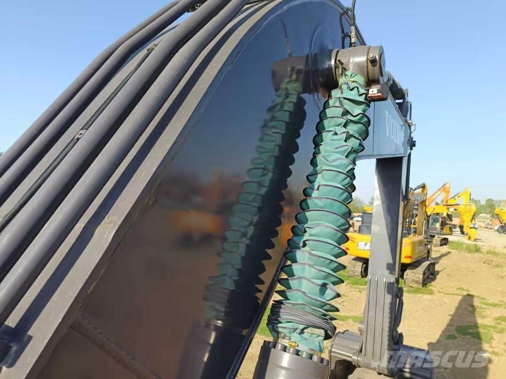 Volvo EC 250 D L Telakaivukoneet