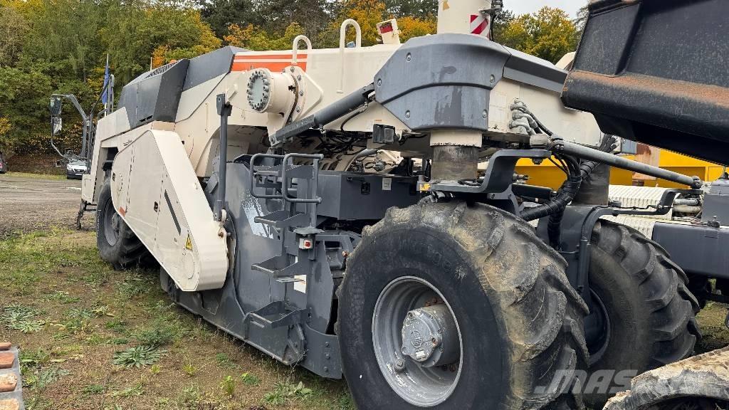 Wirtgen WR200i Asfaltin uusiokäyttölaitteet