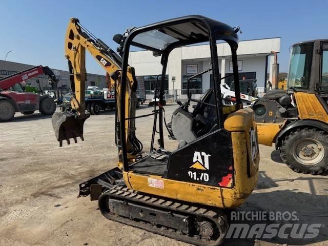 CAT 301.7 D Minikaivukoneet < 7t