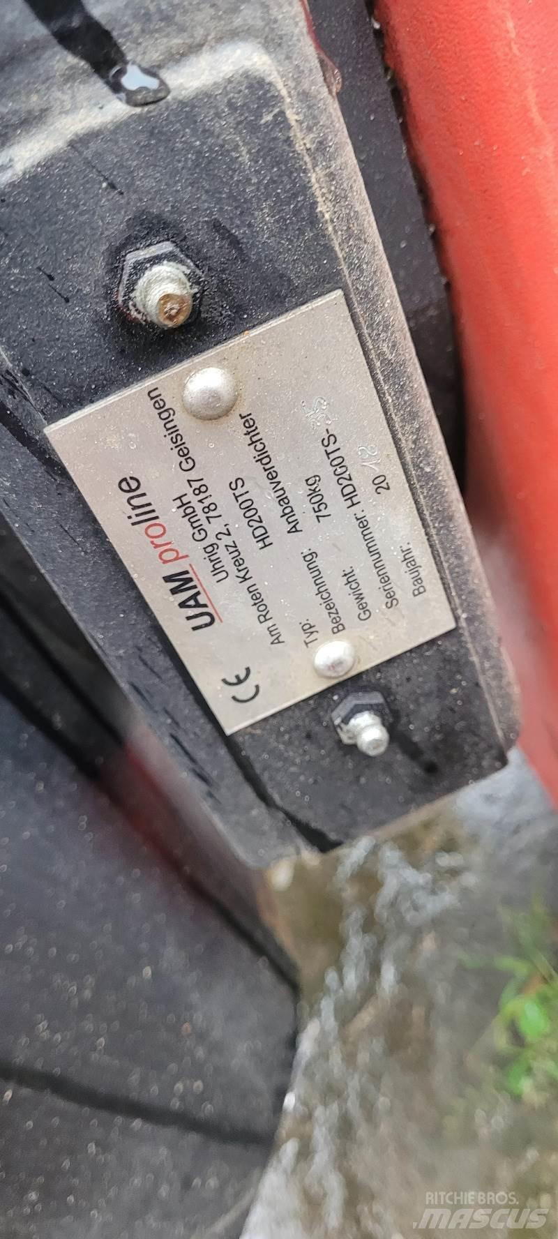  UAM HD 200 TS Lisävarusteet