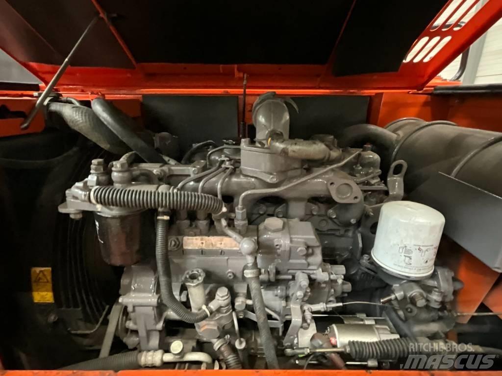 Hitachi ZX 70 Midikaivukoneet 7t - 12t