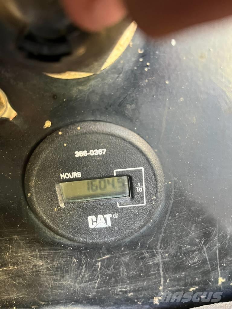 CAT 304 E 2 CR Minikaivukoneet < 7t