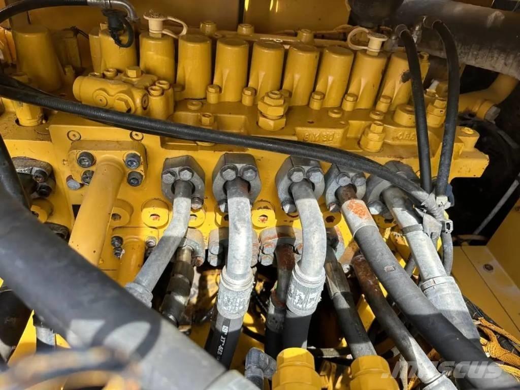 CAT 330GC Telakaivukoneet