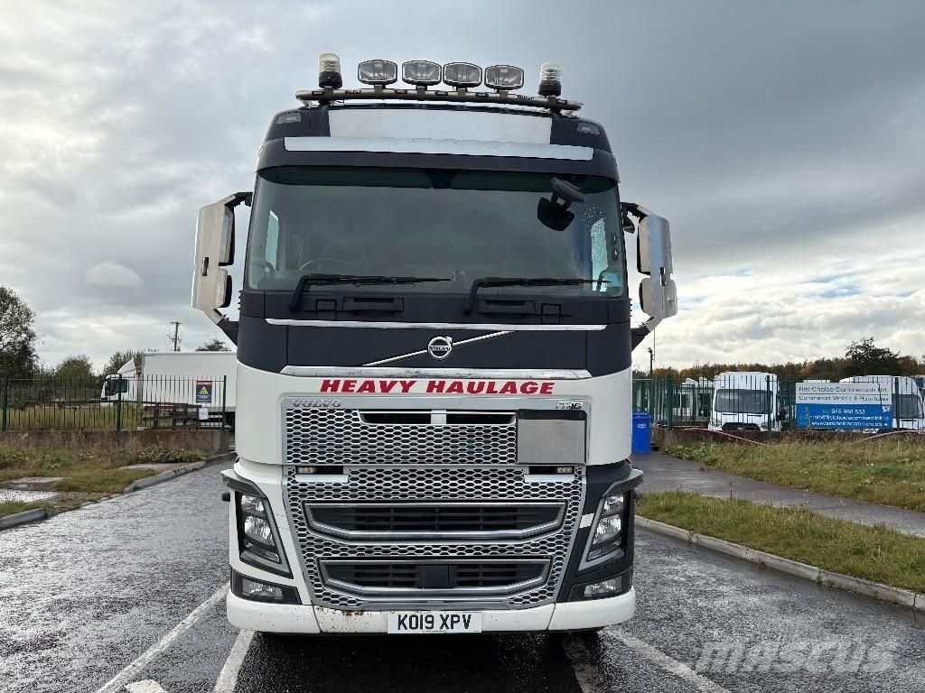 Volvo FH 16 650 Vetopöytäautot